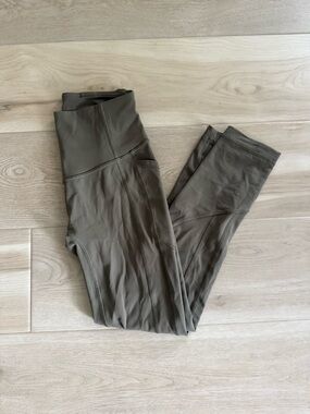 Lululemon Align High-Rise Crop with Pockets 23"